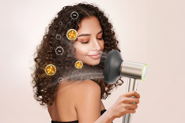 How to Use a Diffuser Hair Dryer for Perfect Curls